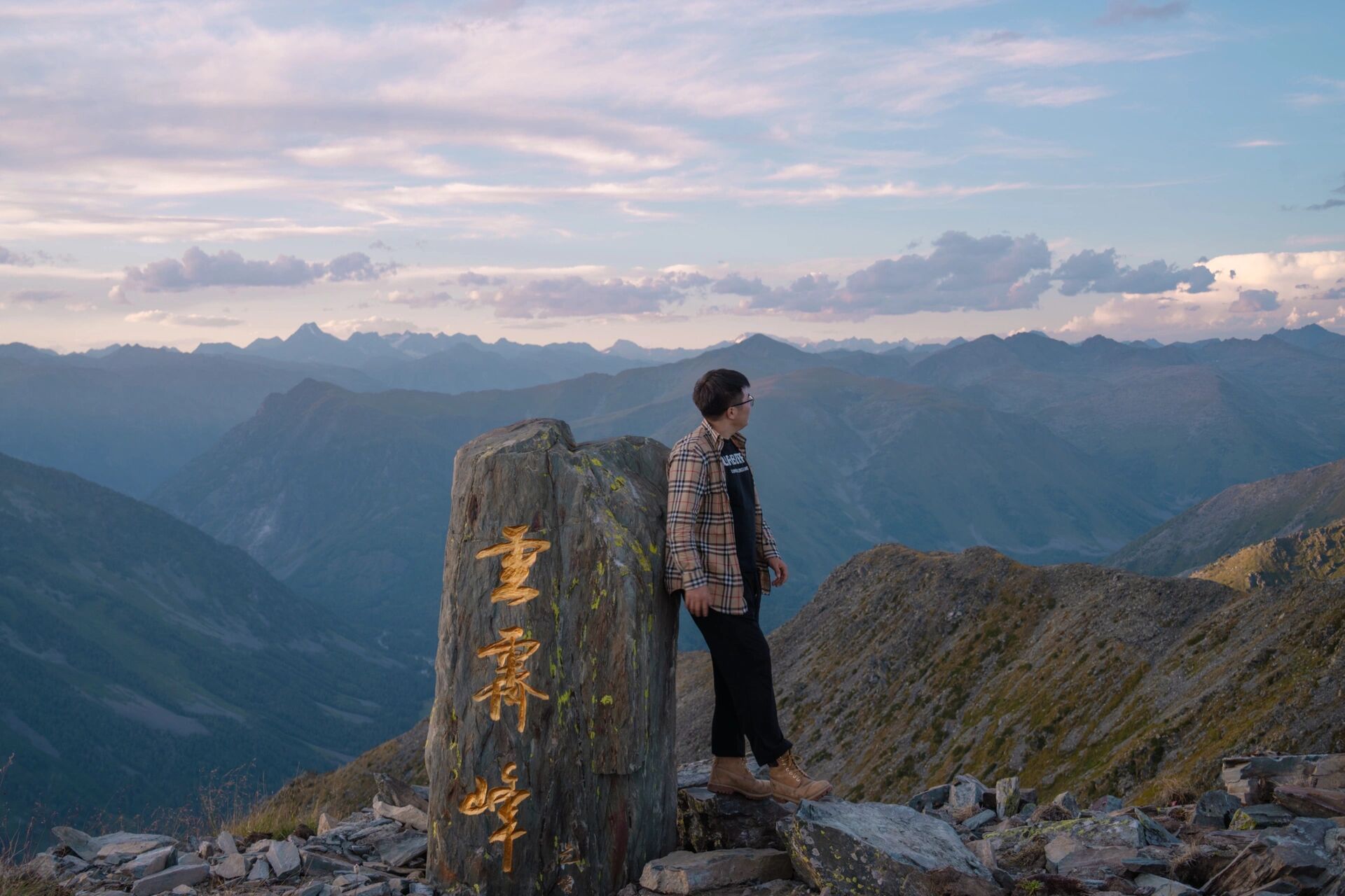 禾木新景点-云霄峰9015 禾木最高山峰2880的云霄