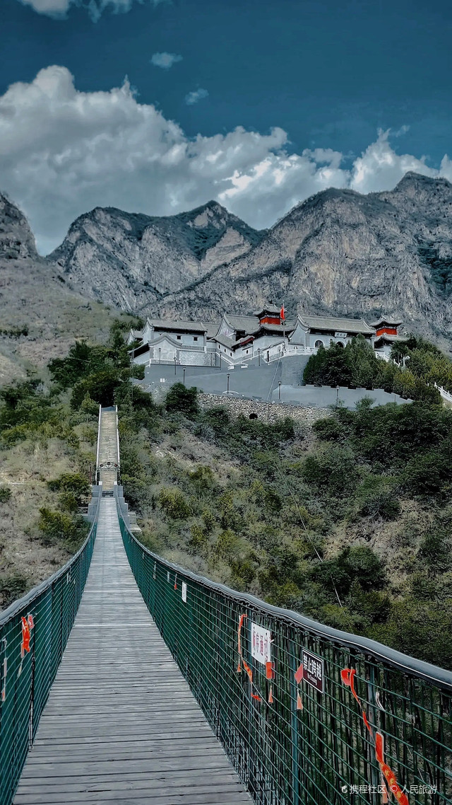京西圣莲山,峰峦叠翠,赴一场心旅行_北京圣莲山景区玩法