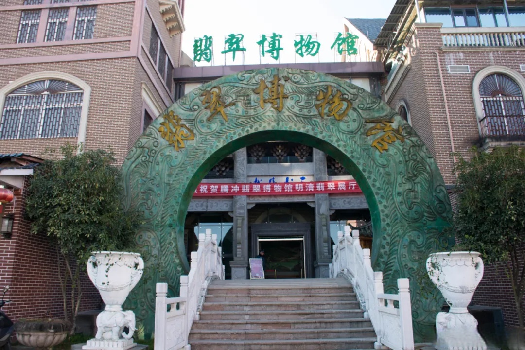 中国翡翠名店(中国有名的翡翠的牌子)