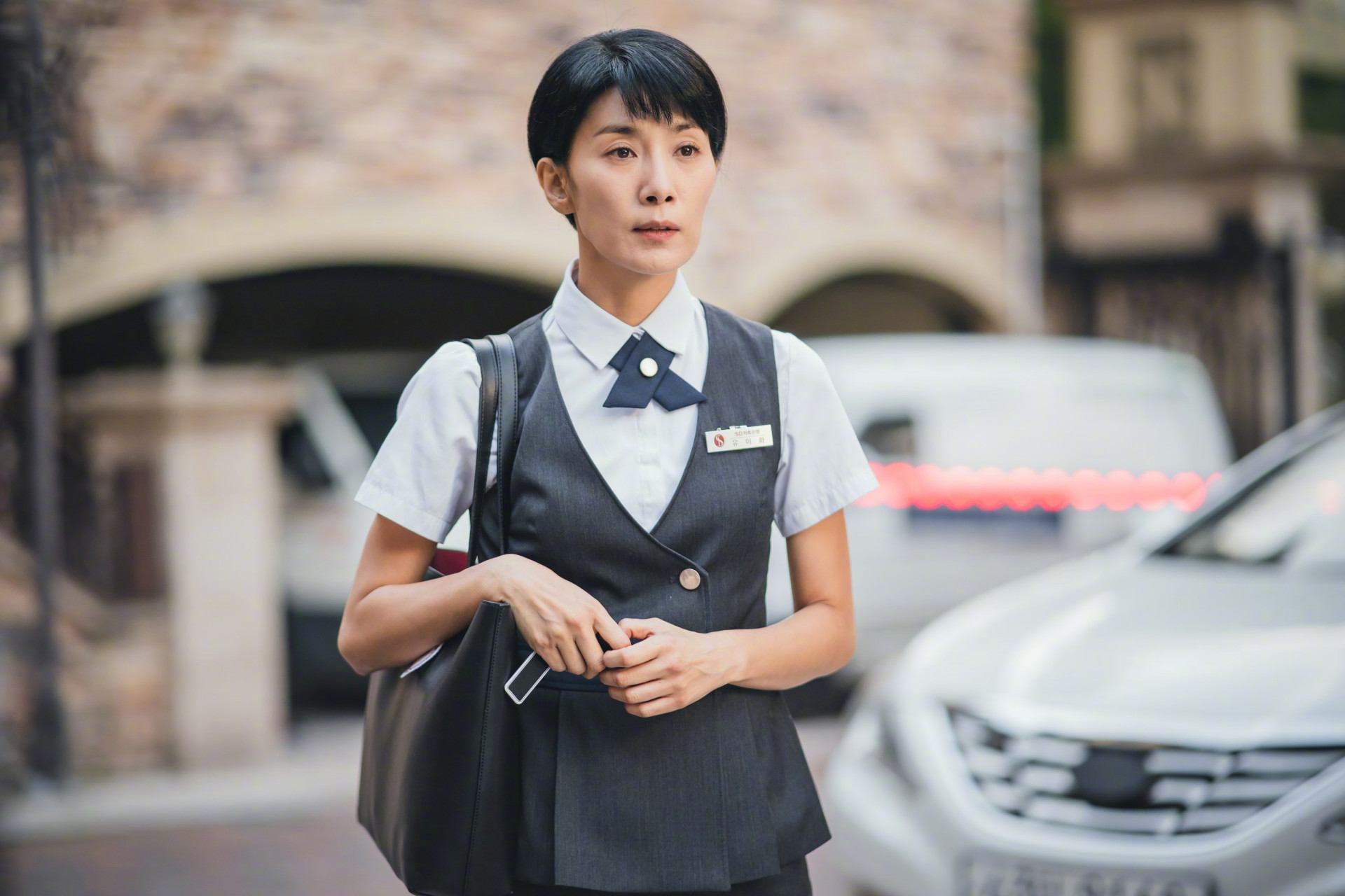 金瑞亨# 主演ena新剧《#纸之月#》公开剧照.