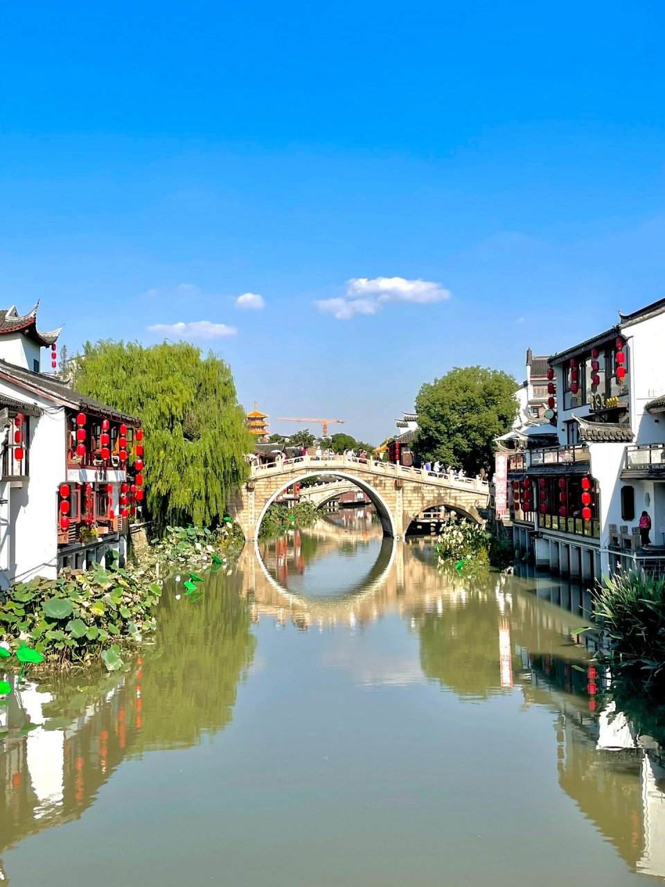 上海七宝古镇 七宝古镇是位于上海闵行区七宝镇的一个古建筑特色景区