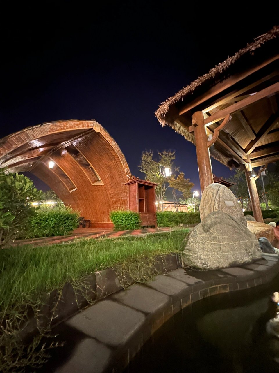 来潼关古城泡女娲温泉