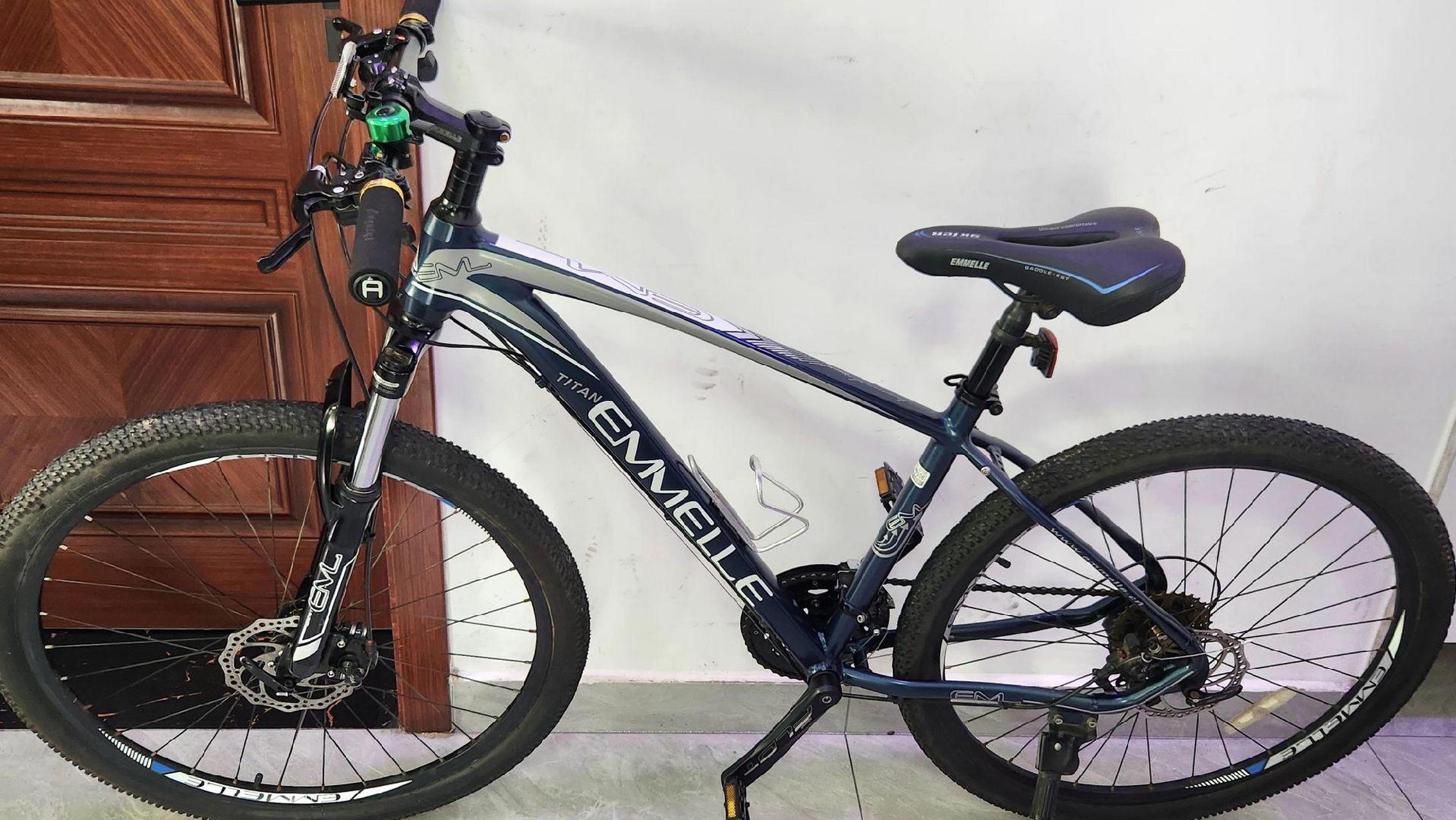 阿米尼泰坦山地自行车成色相当好,27速27.