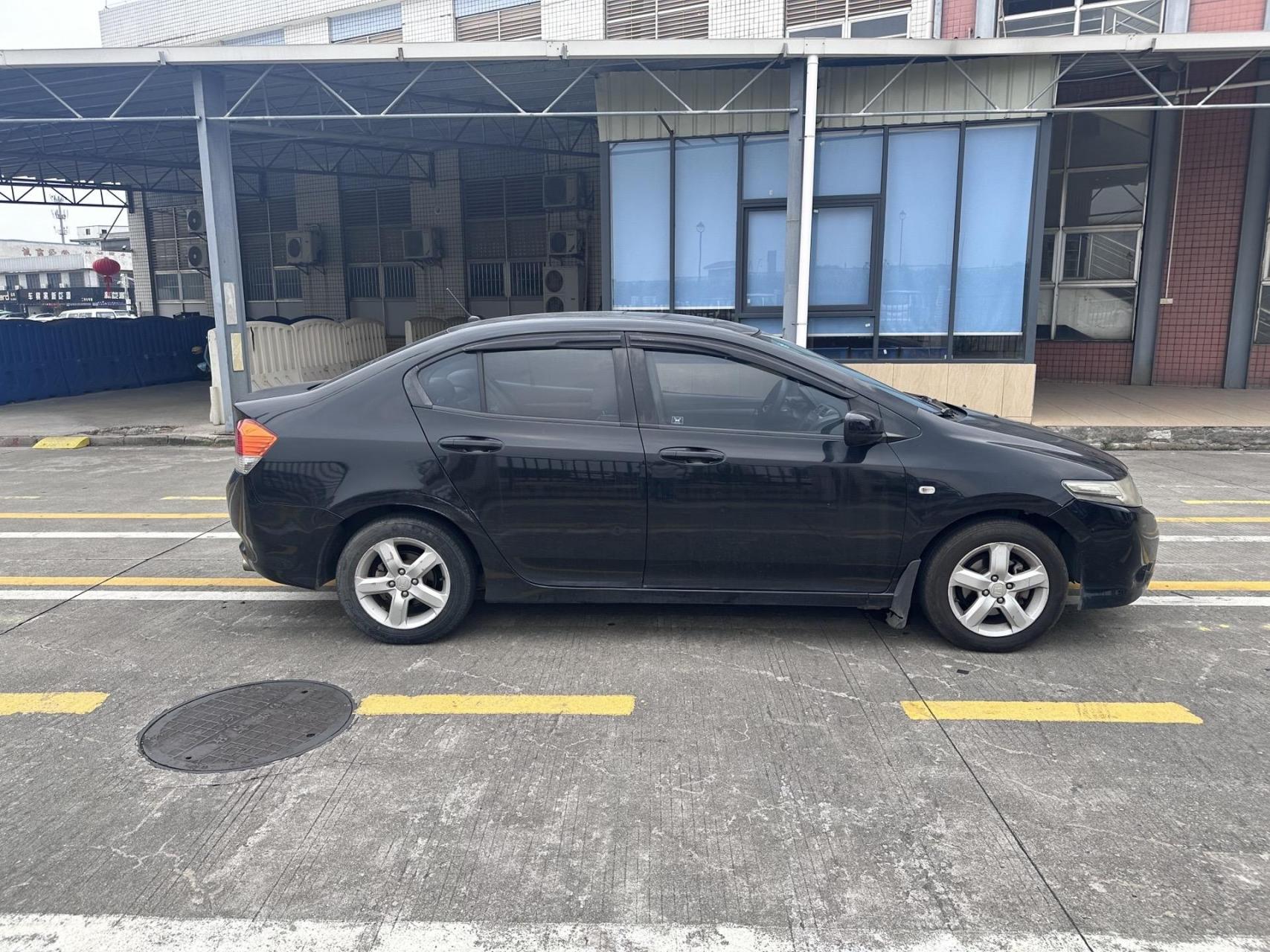 【品牌车型】本田 锋范经典 2008款 1.