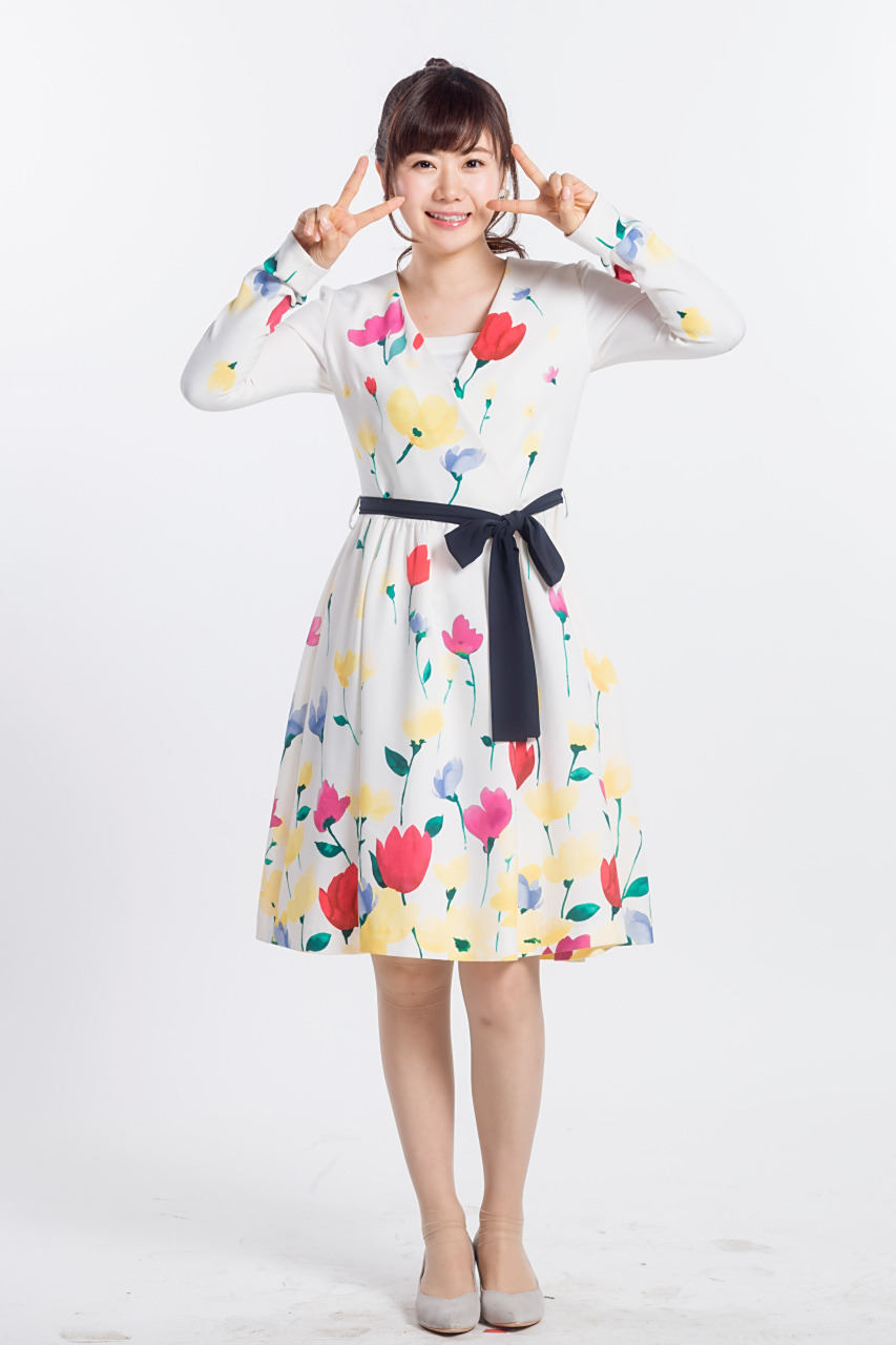 福原爱碎花裙定妆照