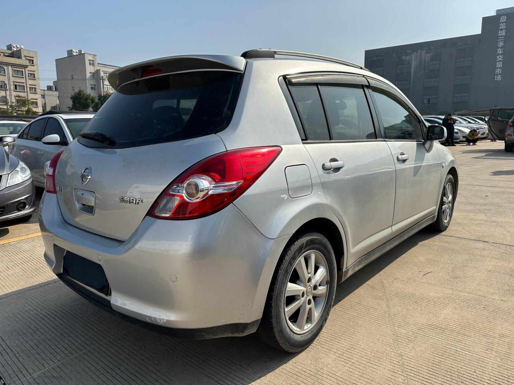 最新拿下 2011年上牌日产骐达自动挡1.