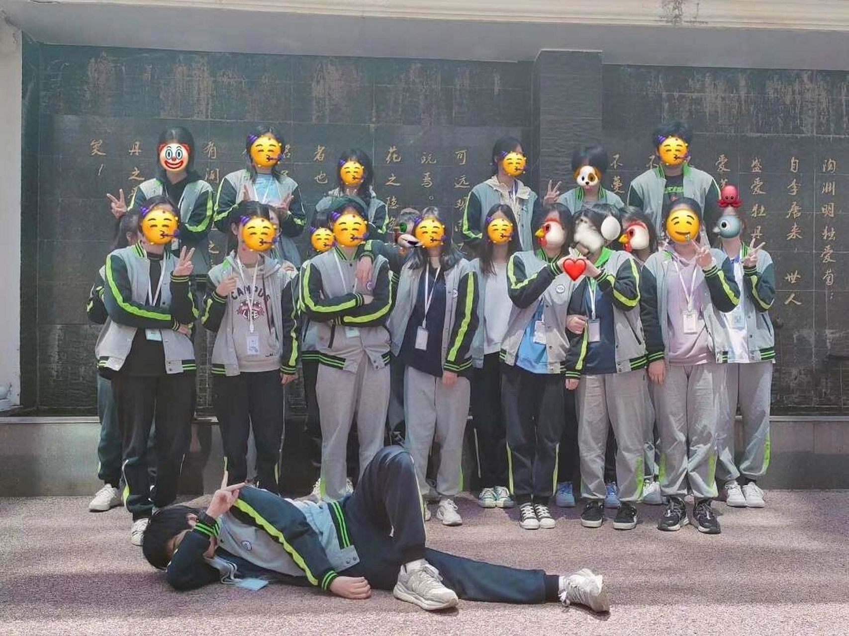 欢迎报考上海商业会计学校! 22级学姐来咯有什么问题来问叭