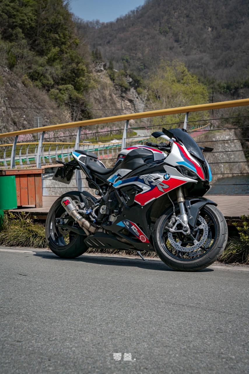 让人无法拒绝的宝马双r