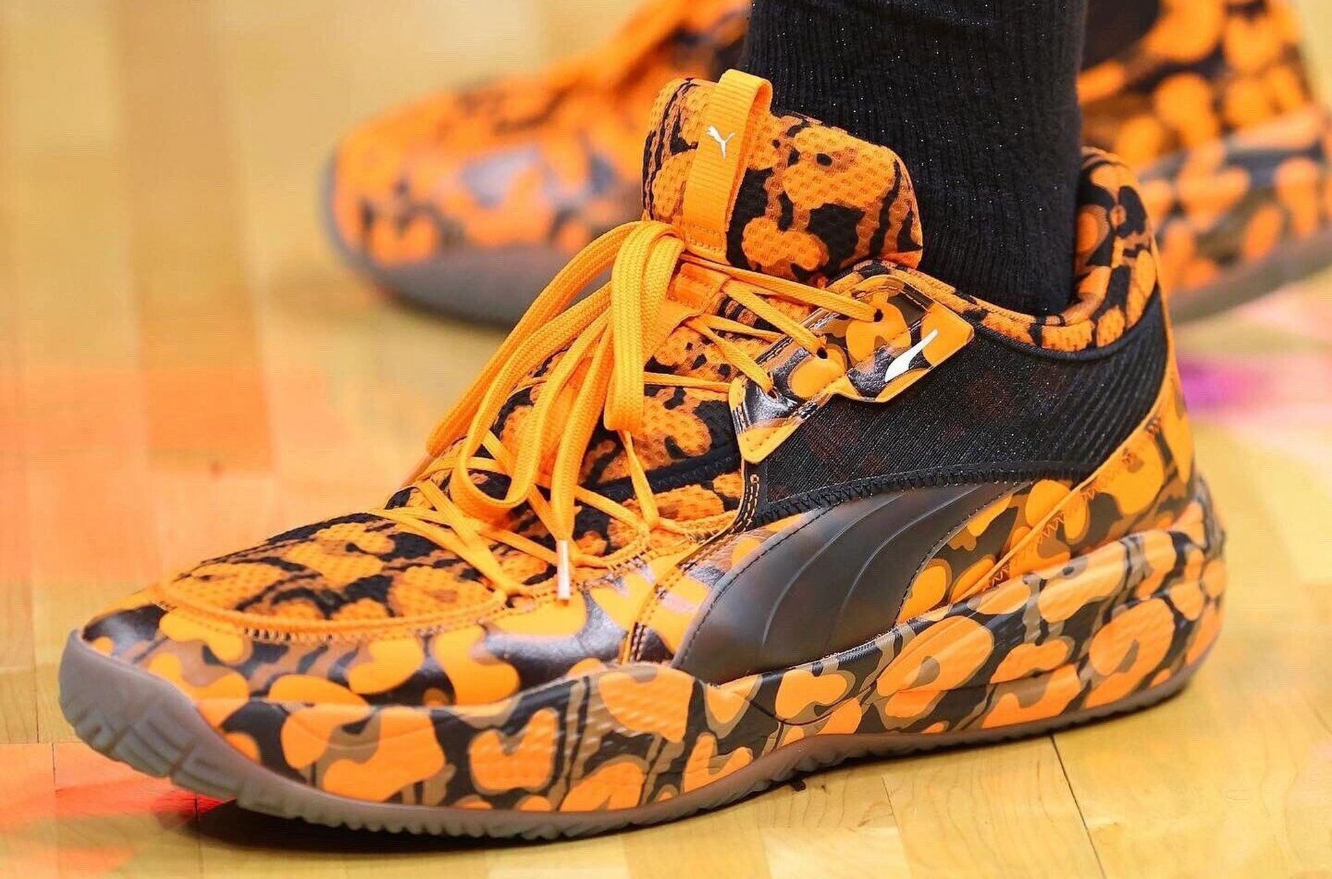 同样作为状元,艾顿的球鞋太低调了 1998年的艾顿在18年以状元身份进入