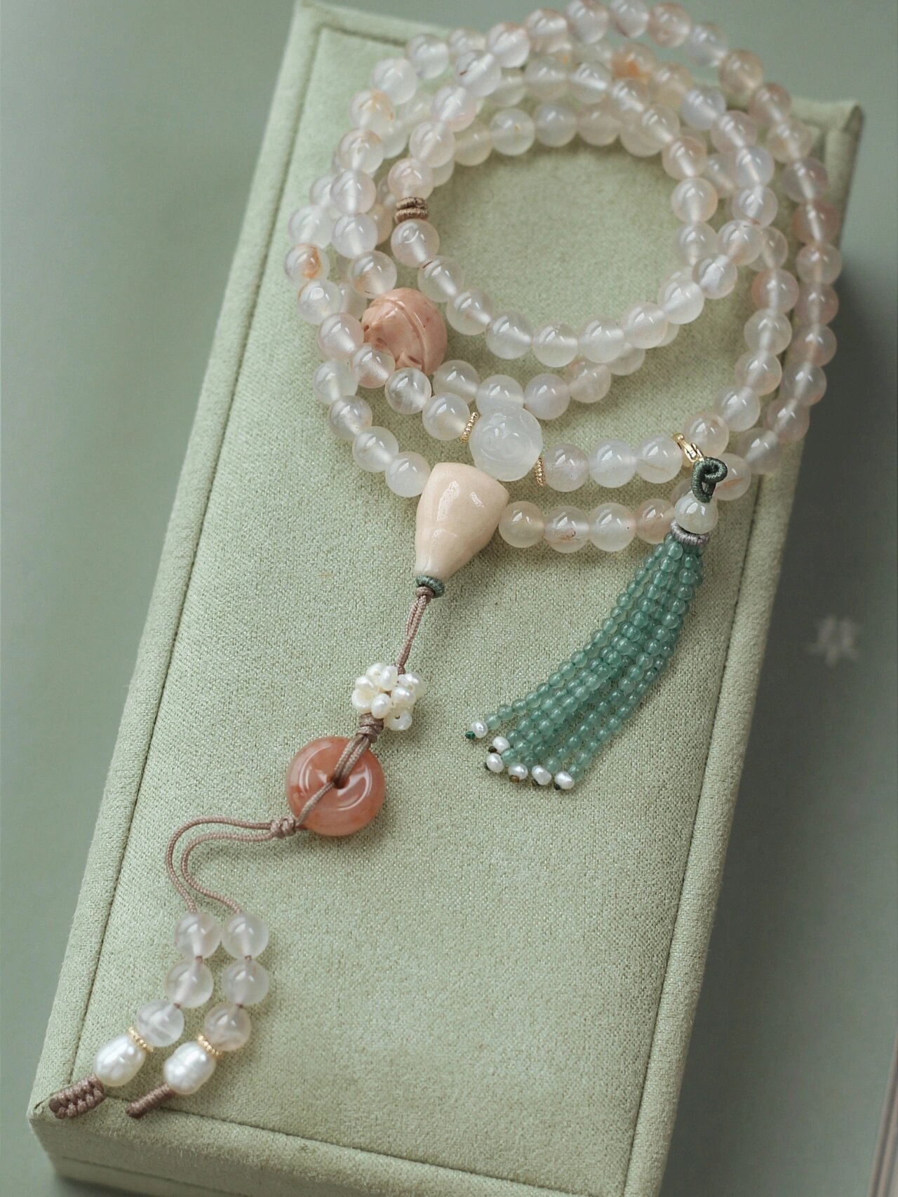 南红荔枝冻108颗佛珠,最近的审美点,温柔