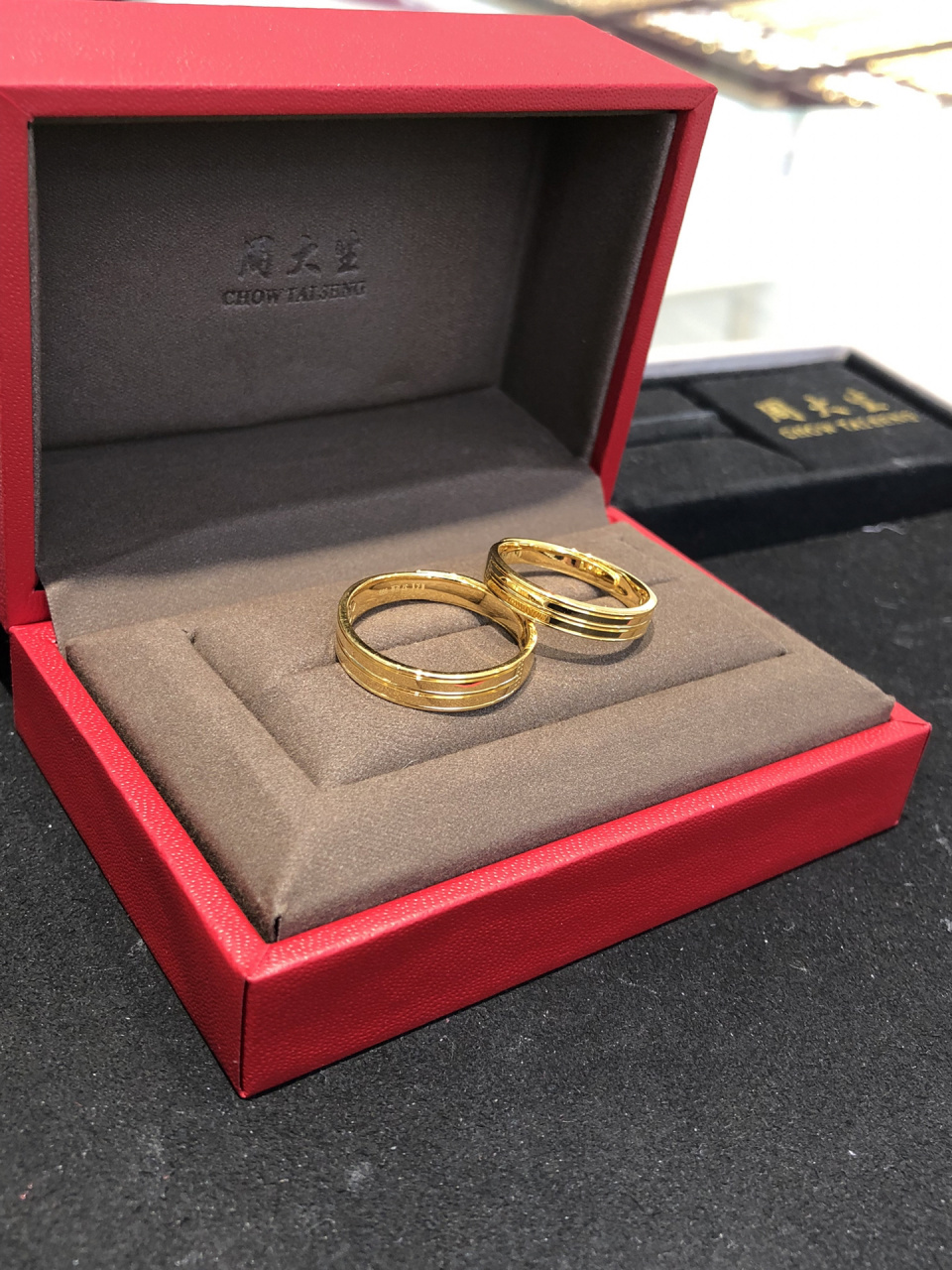 周大生足金对戒 我愿称之为足金戒指颜值担当 新款工艺,精致抛光,款式