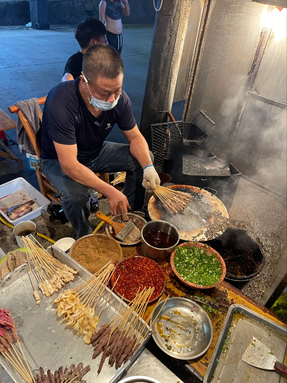 岳阳烧烤不愧是湖南烧烤扛把子!