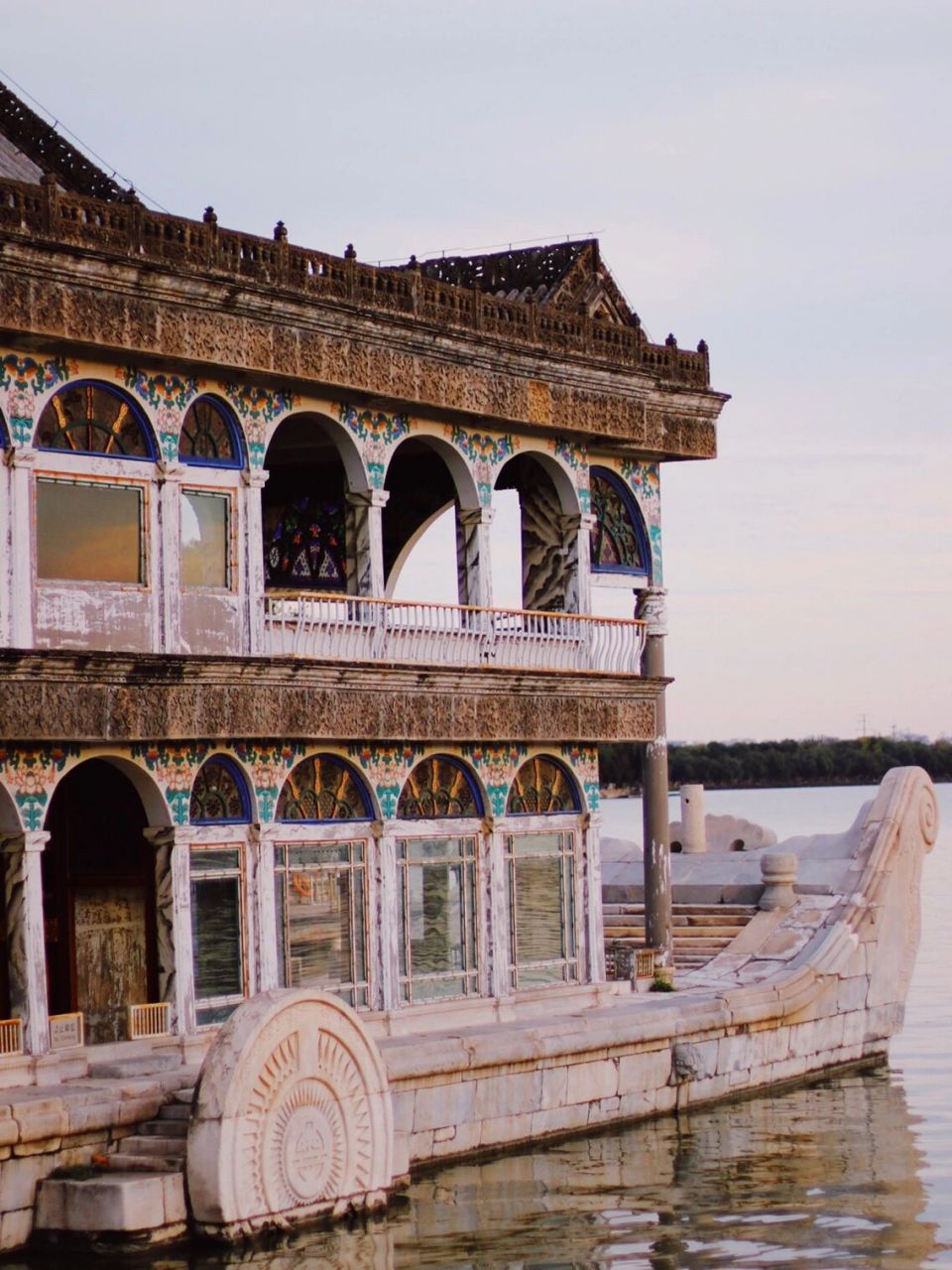 颐和园石舫·清晏舫08 颐和园75清晏舫 	 ◎ 清晏舫是帝·后品茗