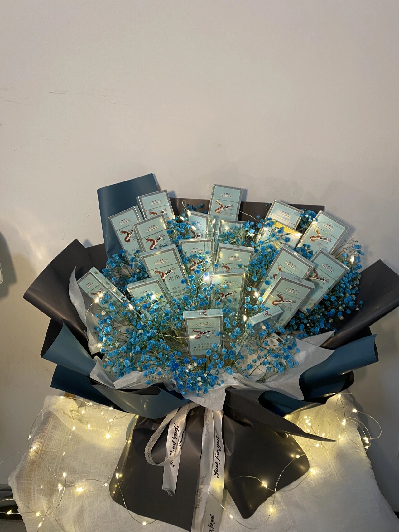 煊赫门满天星花束