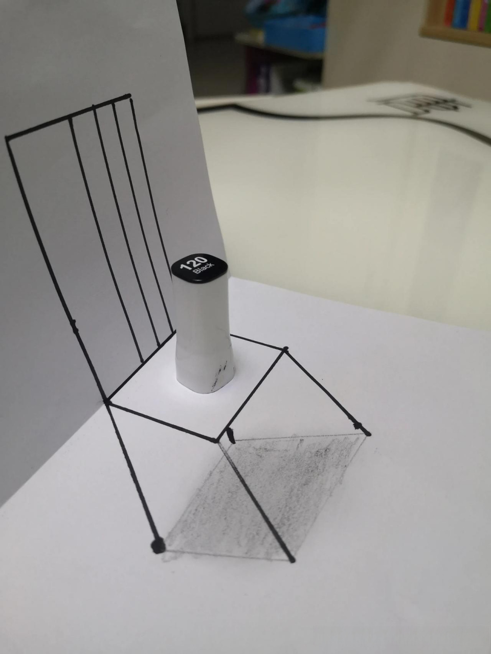 自己画的立体凳子