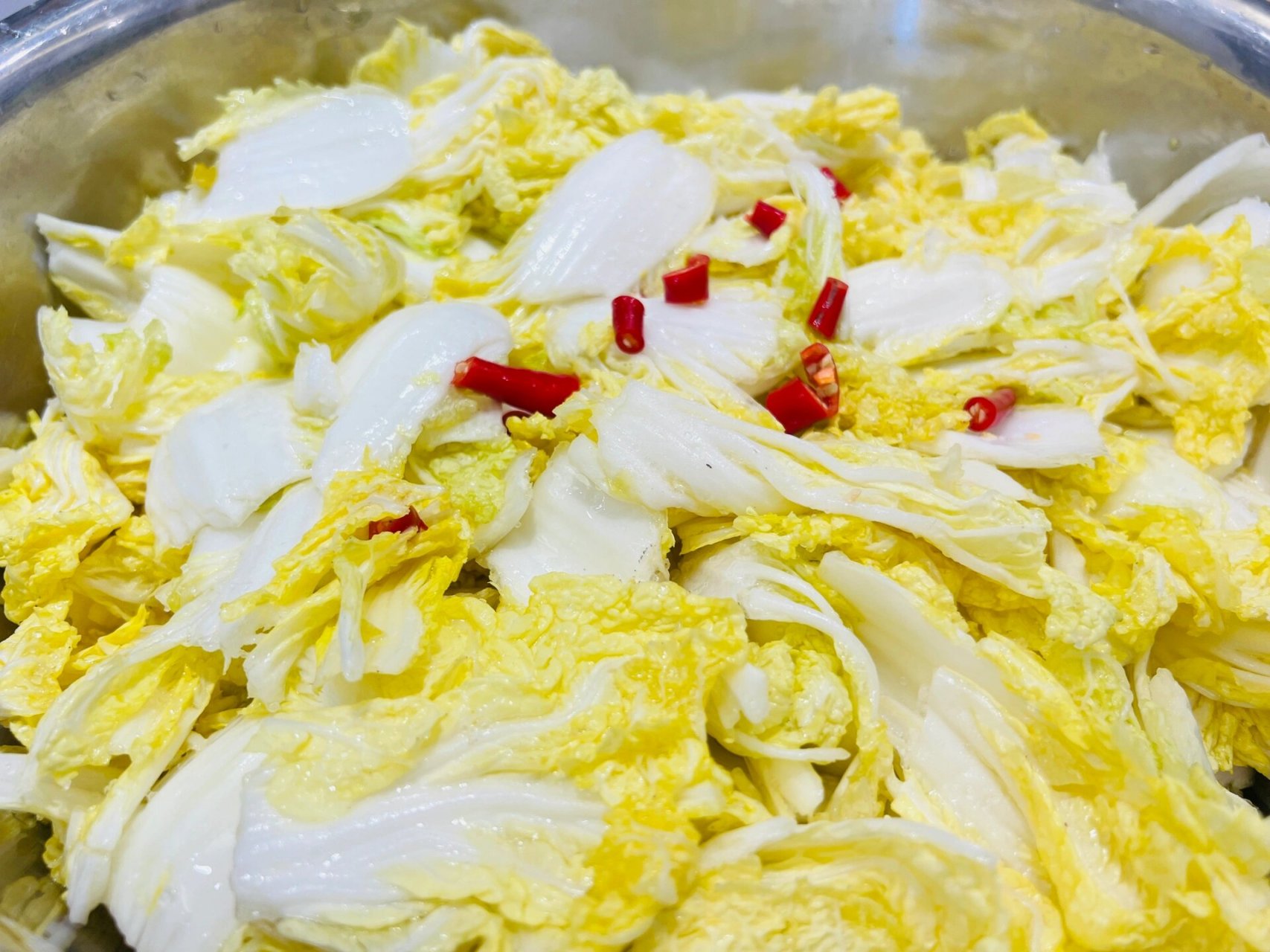 幼儿园节气活动 小雪活动 腌泡菜 民以食为天 食育活动 腌泡菜 传统