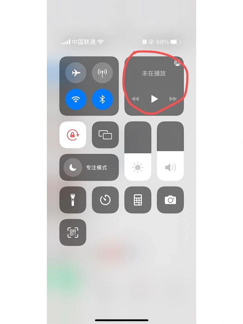 为什么手机视频无法播放(为什么手机视频传到电脑上就不清晰)