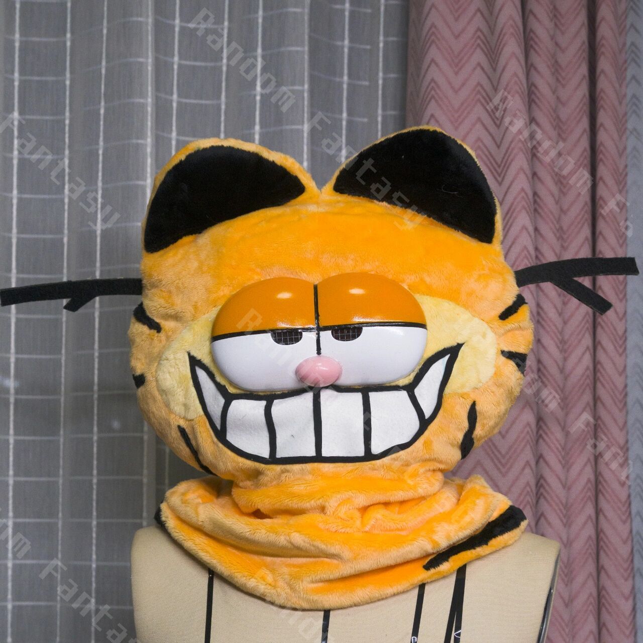 周星驰电影加菲猫头套 制作 最近好多宝儿找我们做这个啊,所以就开了