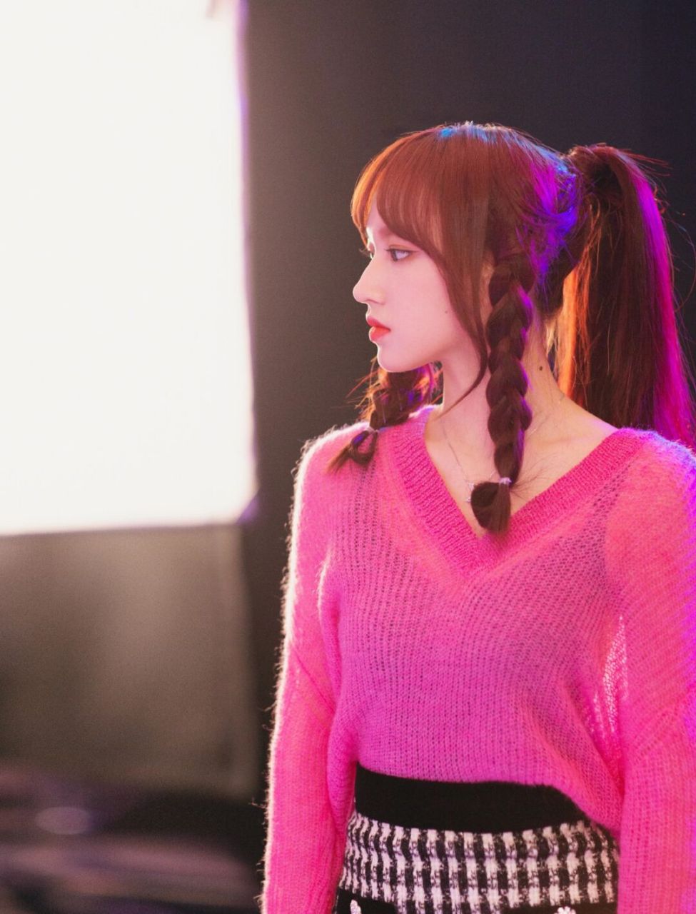 ai美人 #程潇##美女# [舔屏][舔屏][舔屏]红发美死了