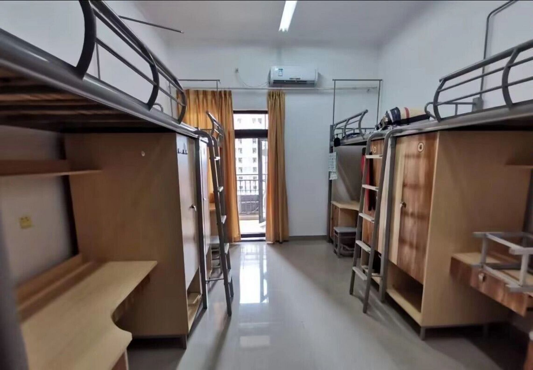 填了重庆理工大学志愿的学弟学妹们看过来,两江校区的宿舍环境,4人间