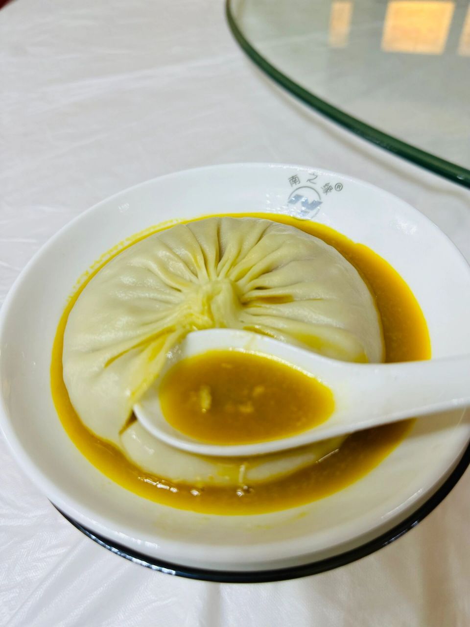 靖江美食南之缘蟹黄汤包 靖江必尝蟹黄汤包,我认为是最好吃的蟹黄汤包