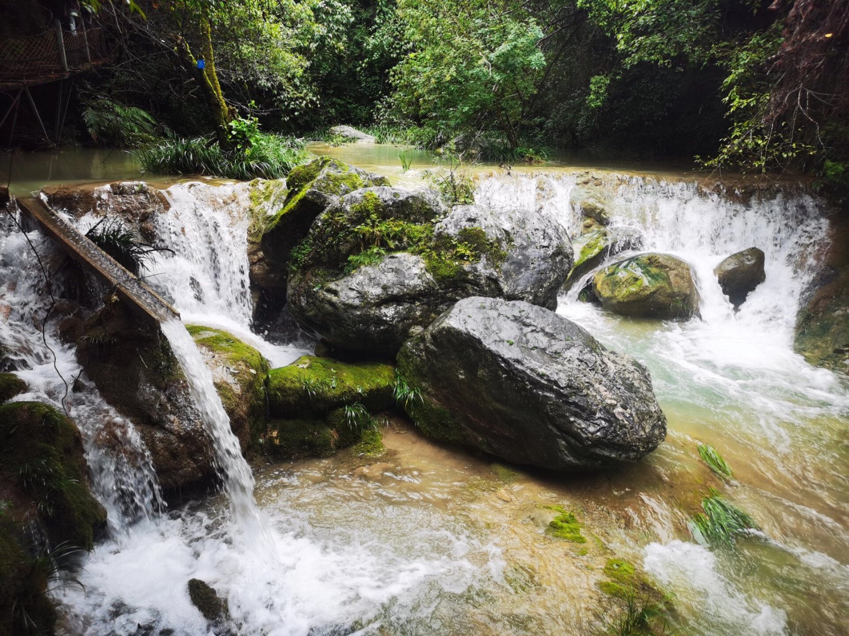 石泉旅游-雁山瀑布(4a) 雨后去的雁山瀑布,瀑布,碧潭,奇石构成美丽的