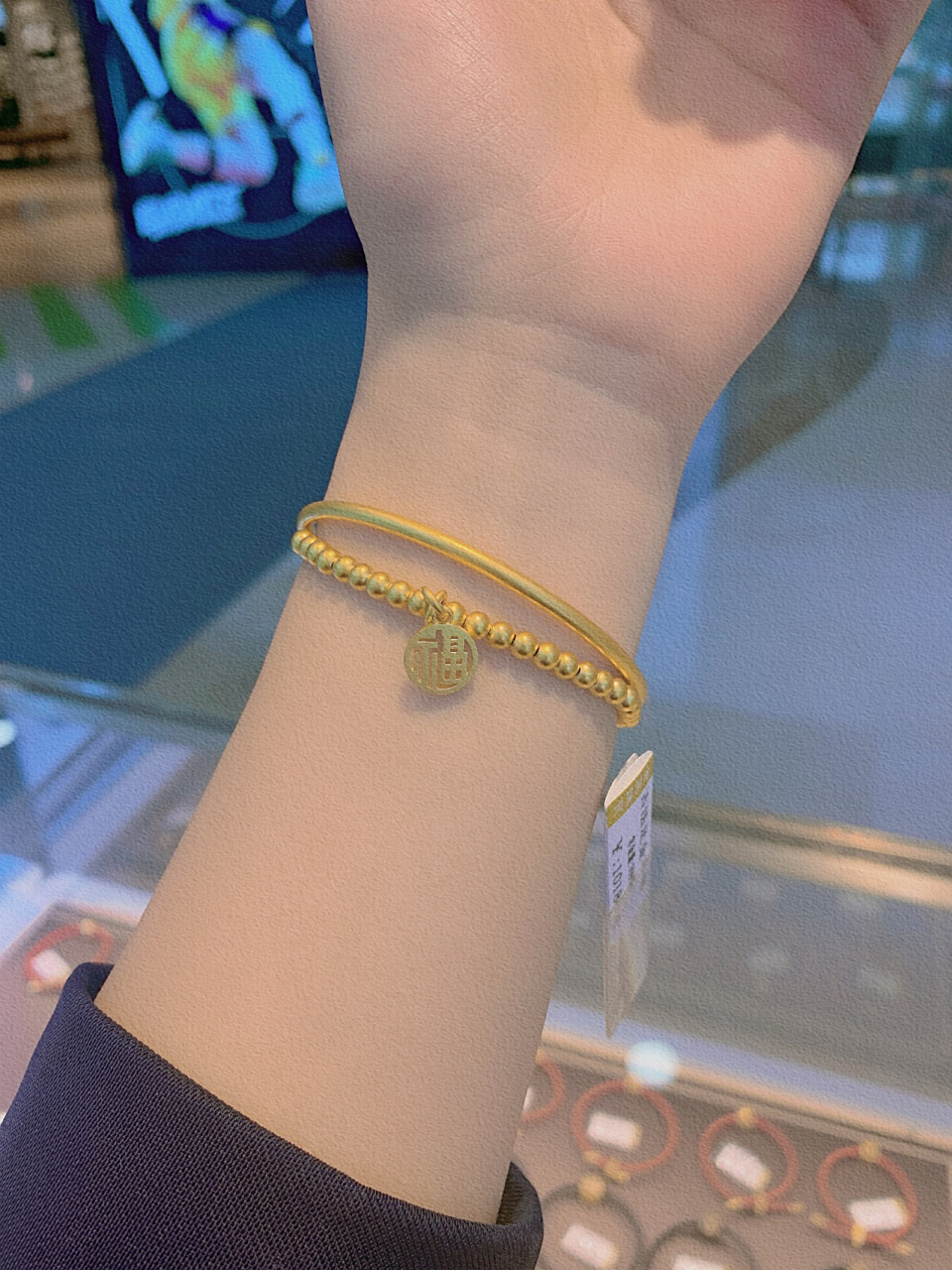 古法金手镯 这样叠戴太好看啦7815 古法金手镯传承系列 简单大气