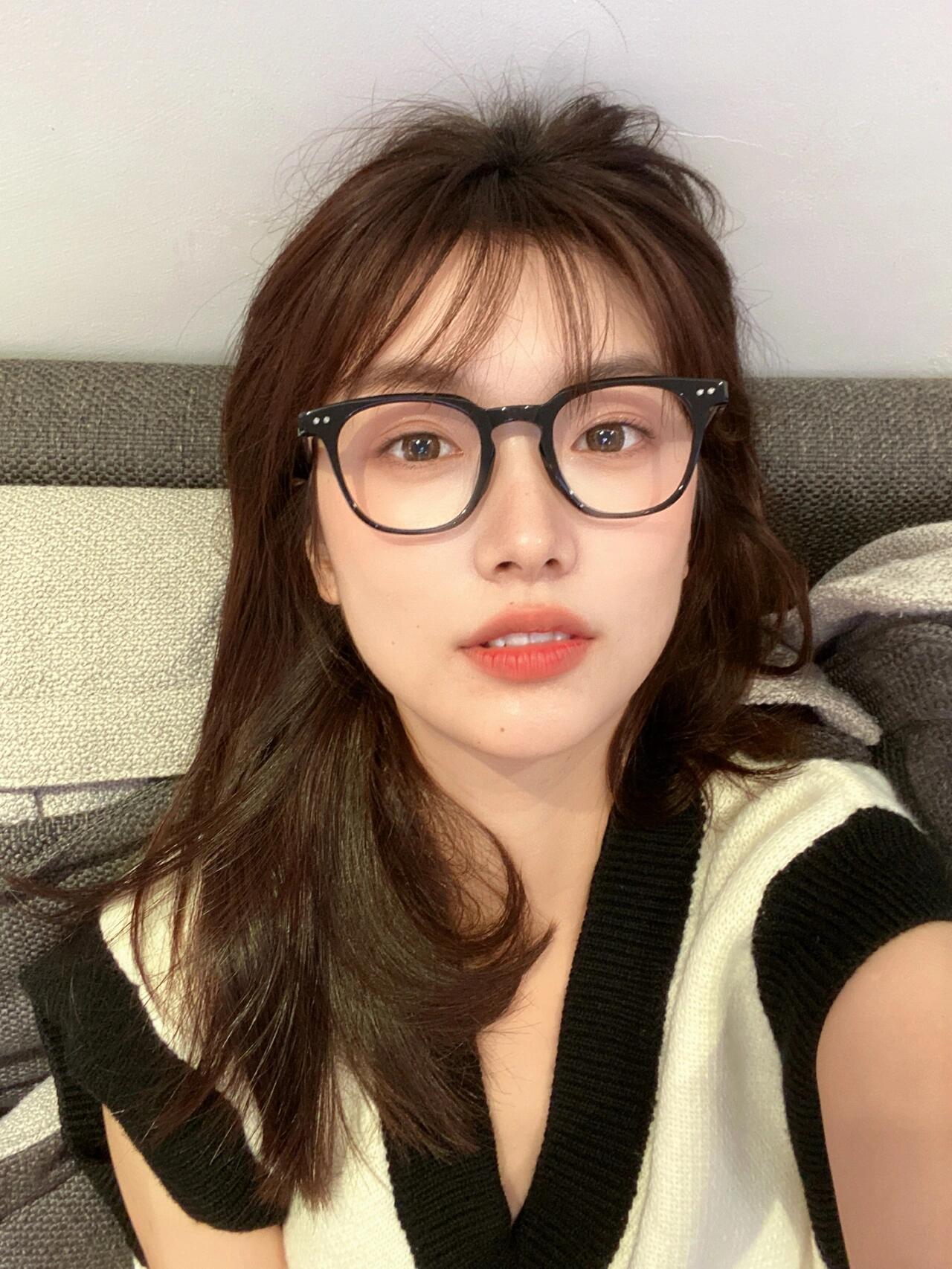 超级适合长脸型的显脸小眼镜!我的素颜神器 黑框眼镜果然yyds!