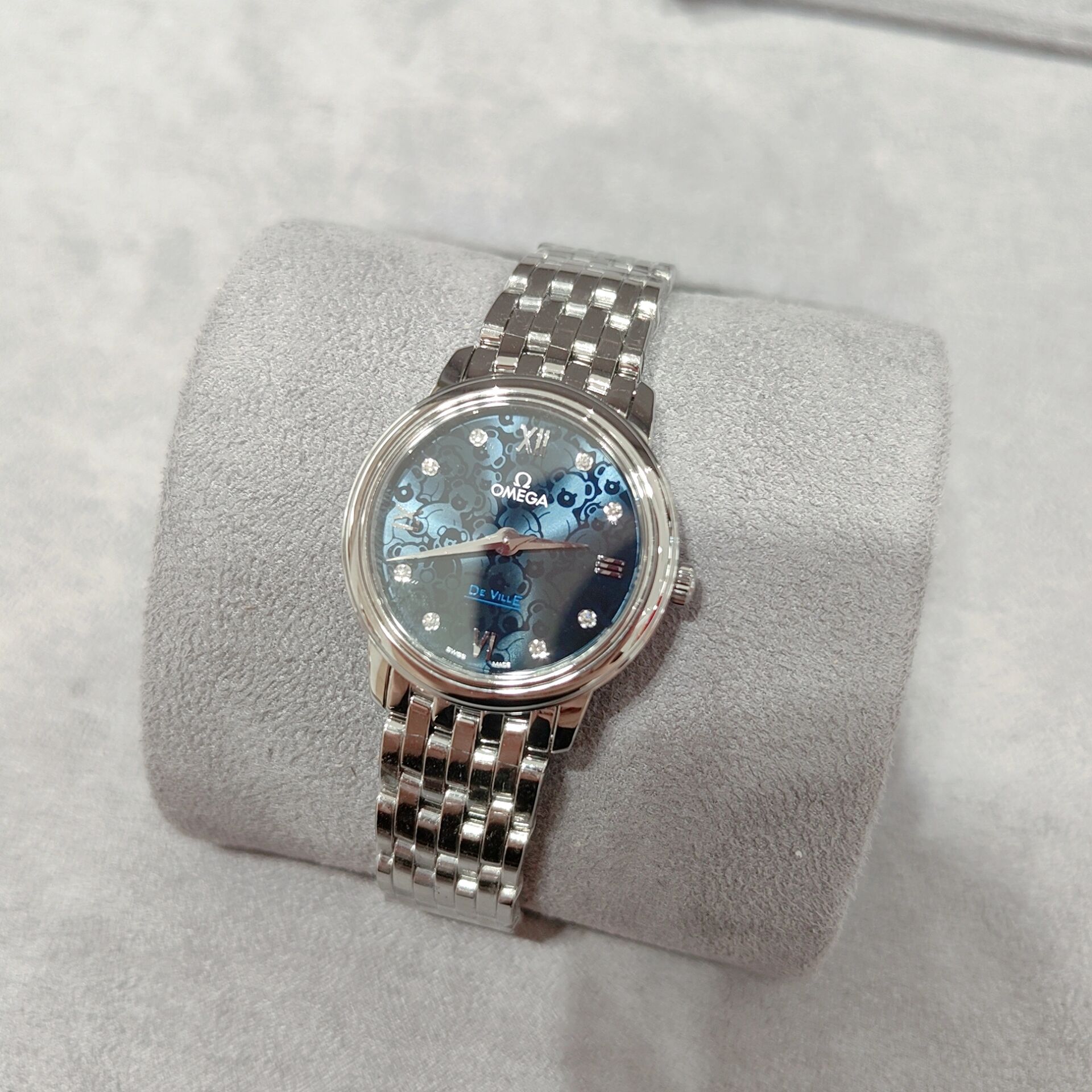 欧米茄碟飞奥比斯小熊有多可爱! 1.欧米茄奥比斯小熊属于限量版吗?