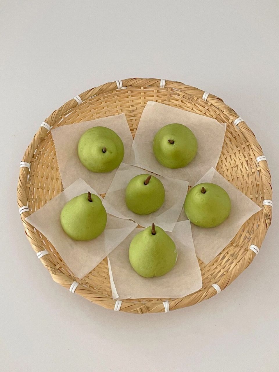 之前刷这款emoji同款雪梨馒头 真的好可爱 瞬间激起了我做面食的兴趣!