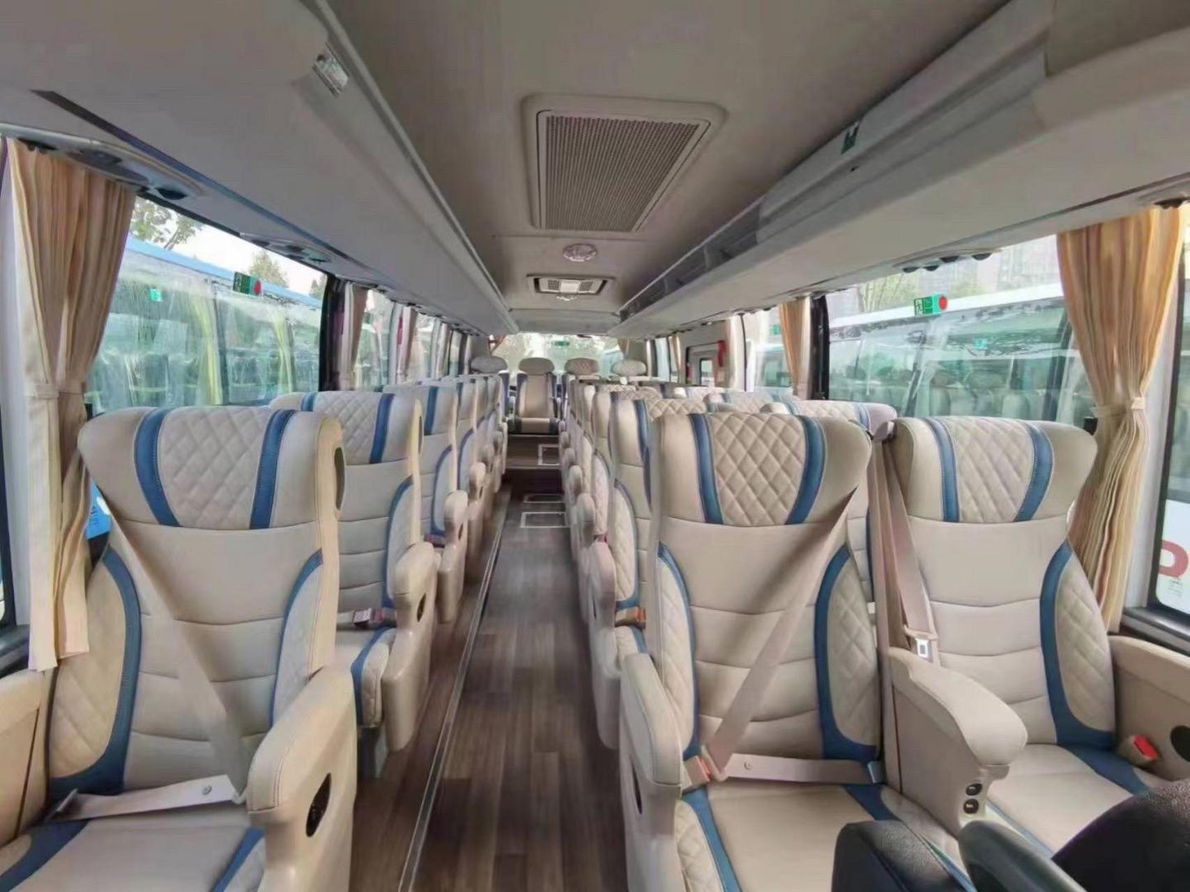 本公司新上宇通豪华半卧客车,37座高端商务,31座高端豪华半卧,远行