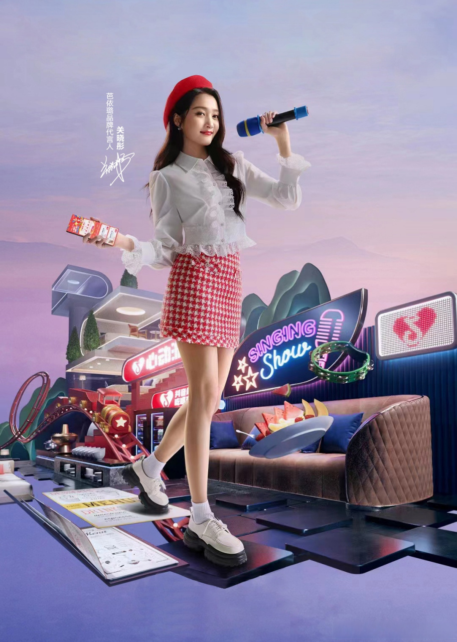 bayilu芭依璐70关晓彤 身着23秋当季浪漫蕾丝边衬衫 享受与秋天邂逅