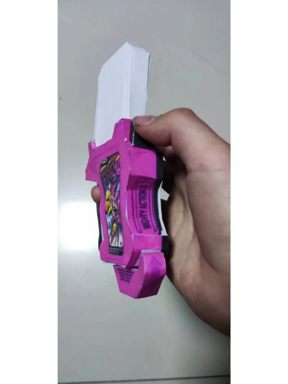 假面骑士艾克赛德卡带图片 上次发了卡带的纸模,今天做了一个,喜欢吗?