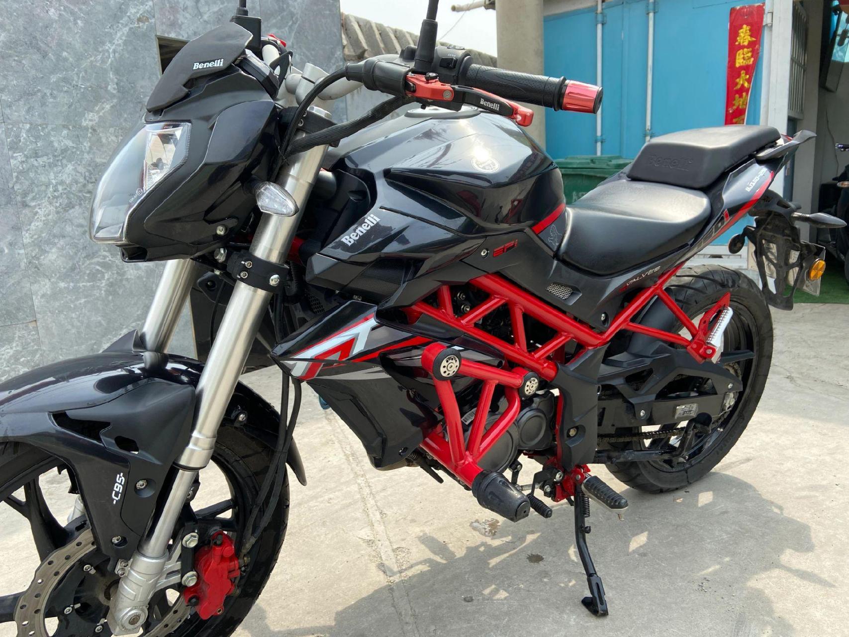 贝纳利小迅龙150,20年的,4000多公里,特价5800