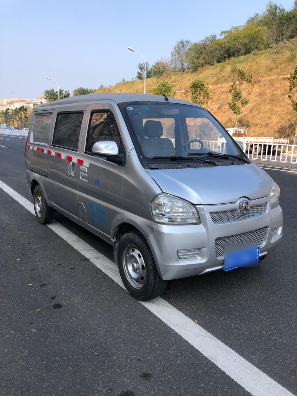 15年 北汽5座 封闭面包车.