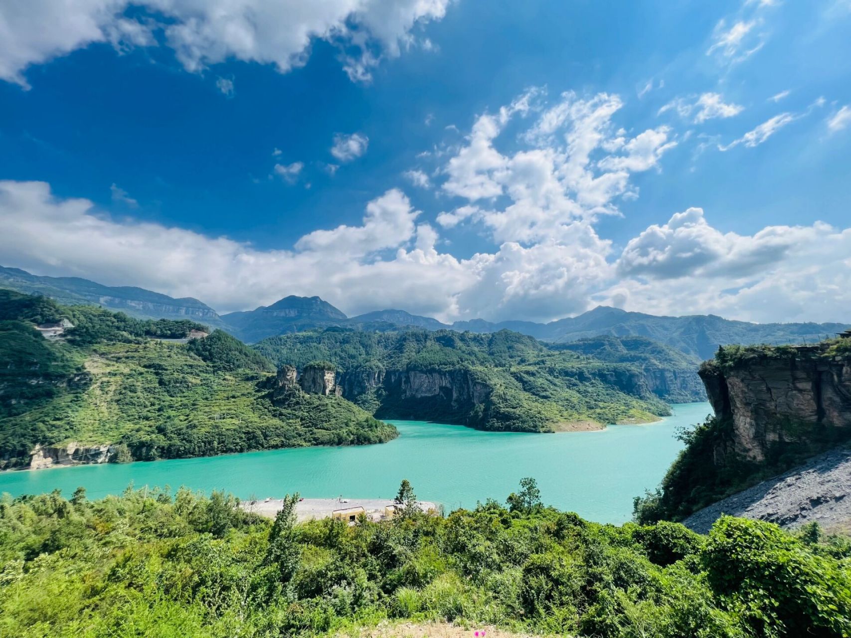 重庆178环线,金山湖风景太美啦!