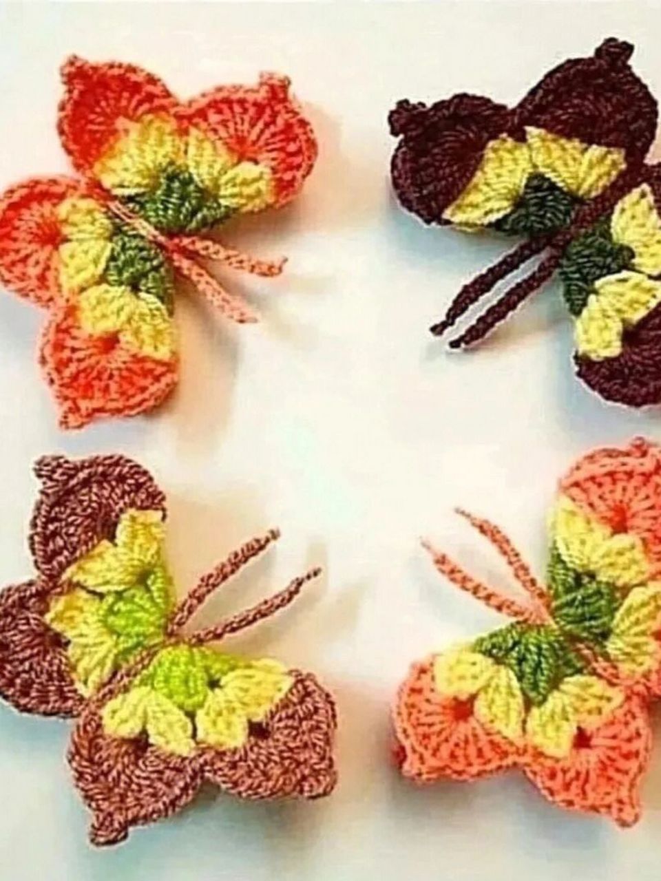 钩针编织蝴蝶(附图解) 今天给大家分享的是这个蝴蝶的图解,可以做发卡