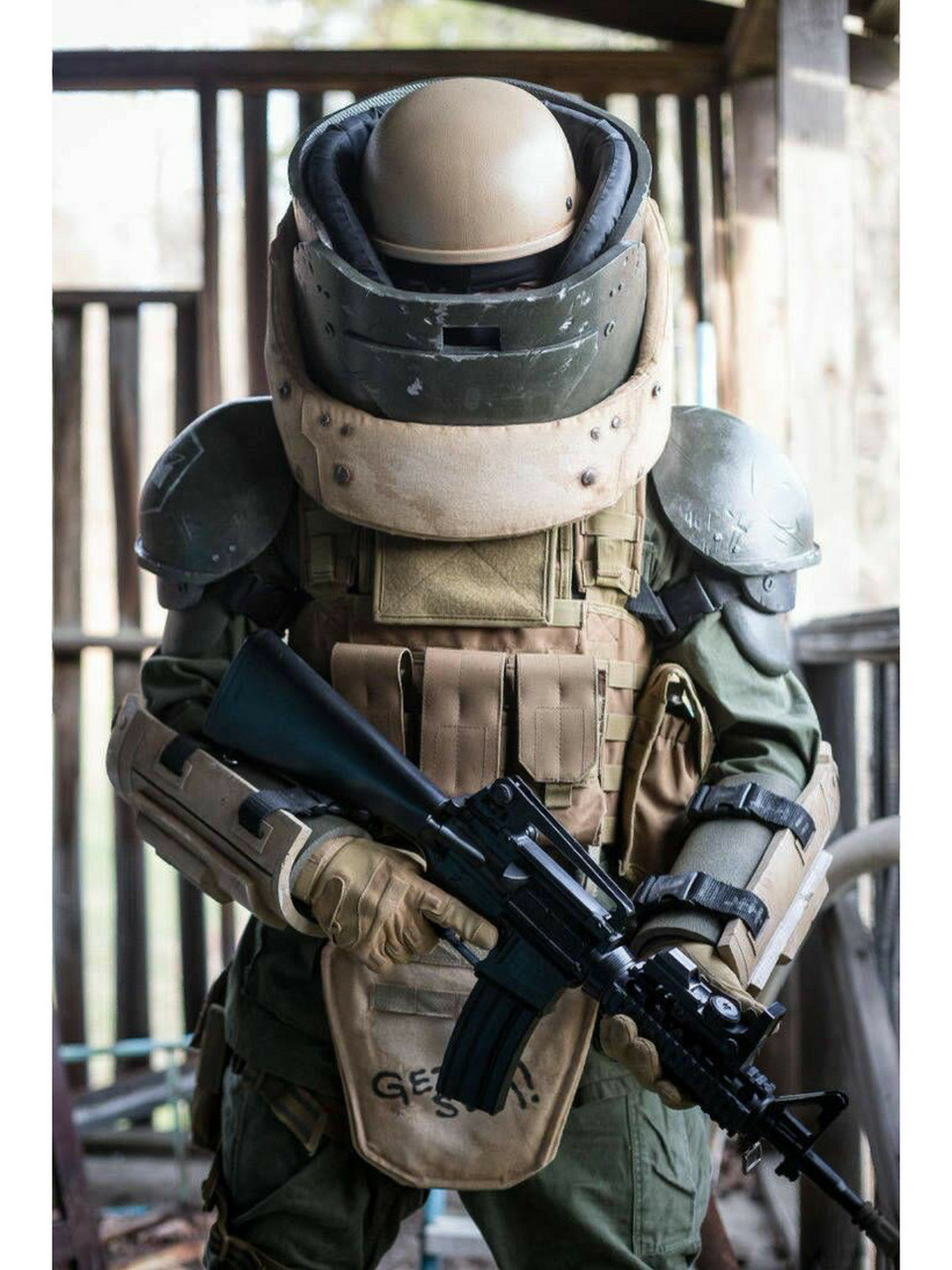 重装甲视频士兵     帅不帅 记住拿图艾特出处