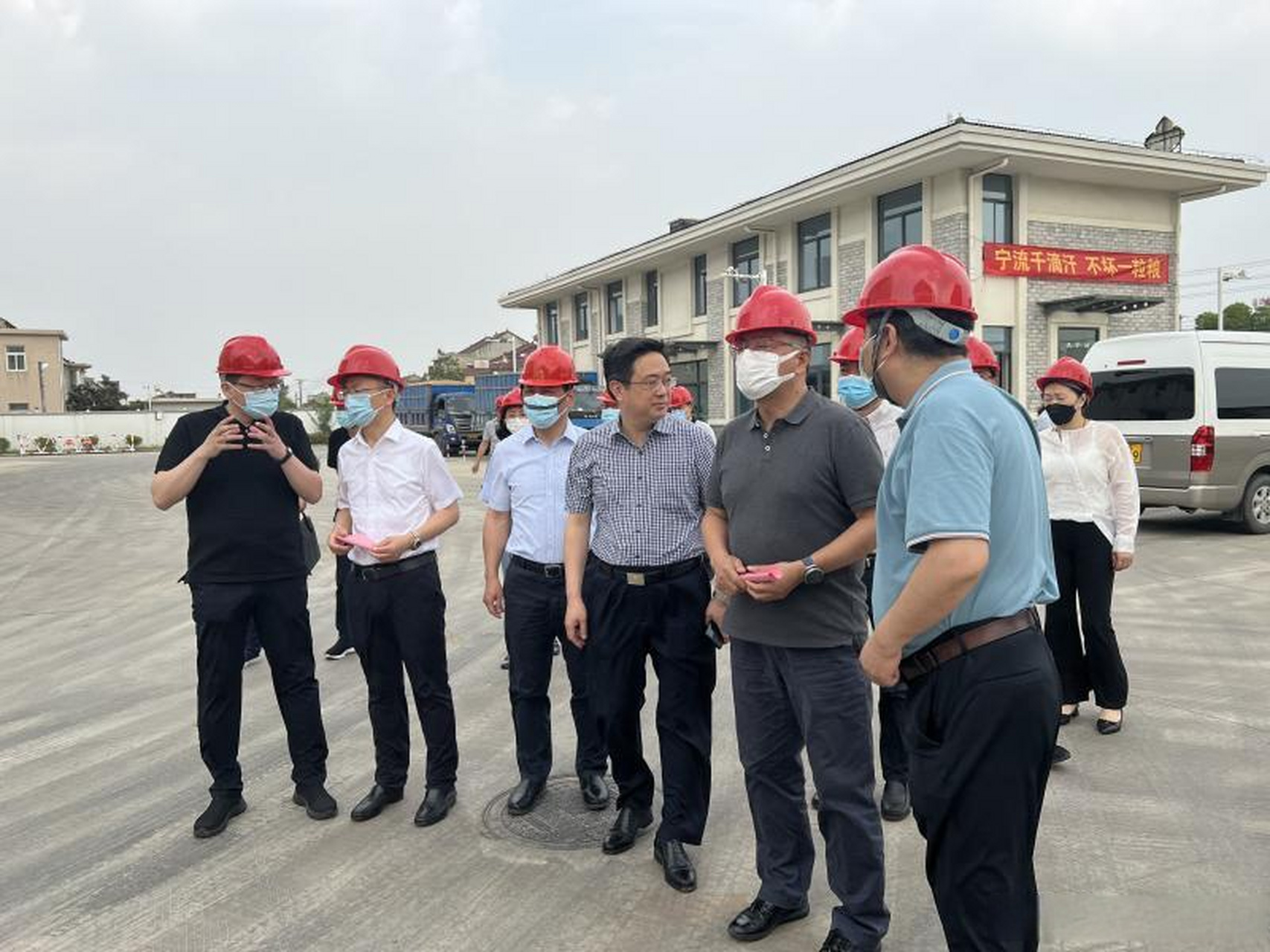 【陈锴竑来江都专题调研,要求:确保夏粮颗粒归仓,防汛抗旱万无一失】6