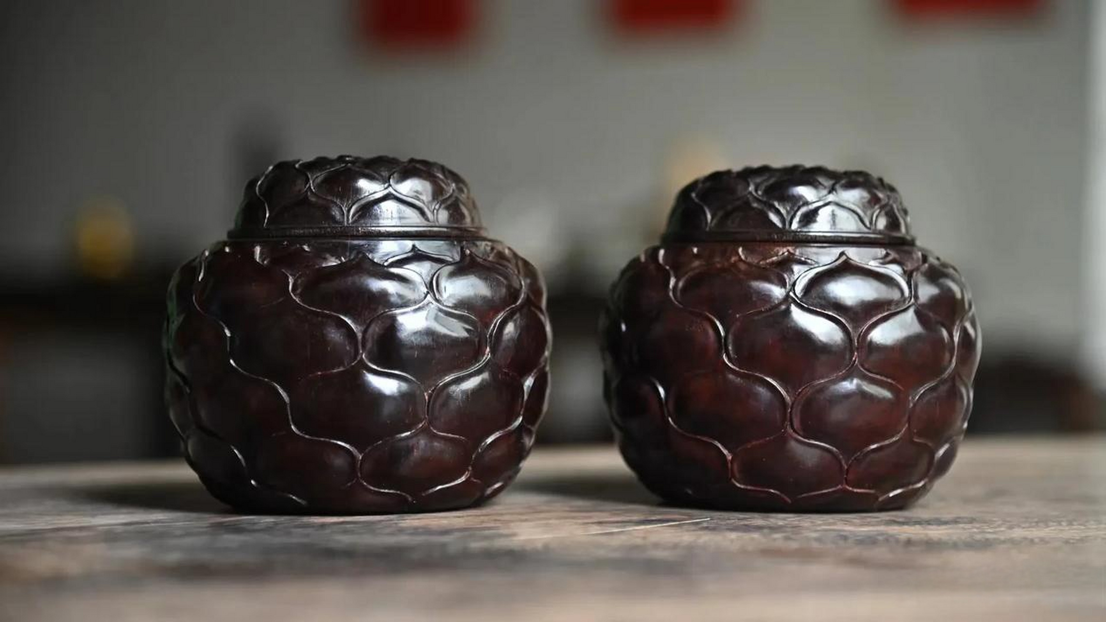 小叶紫檀莲花围棋罐