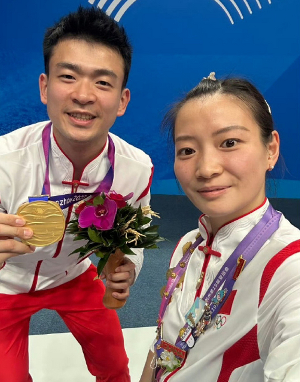 杭州亚运会# 永远相信雅思组合#郑思维##黄雅琼##羽毛球