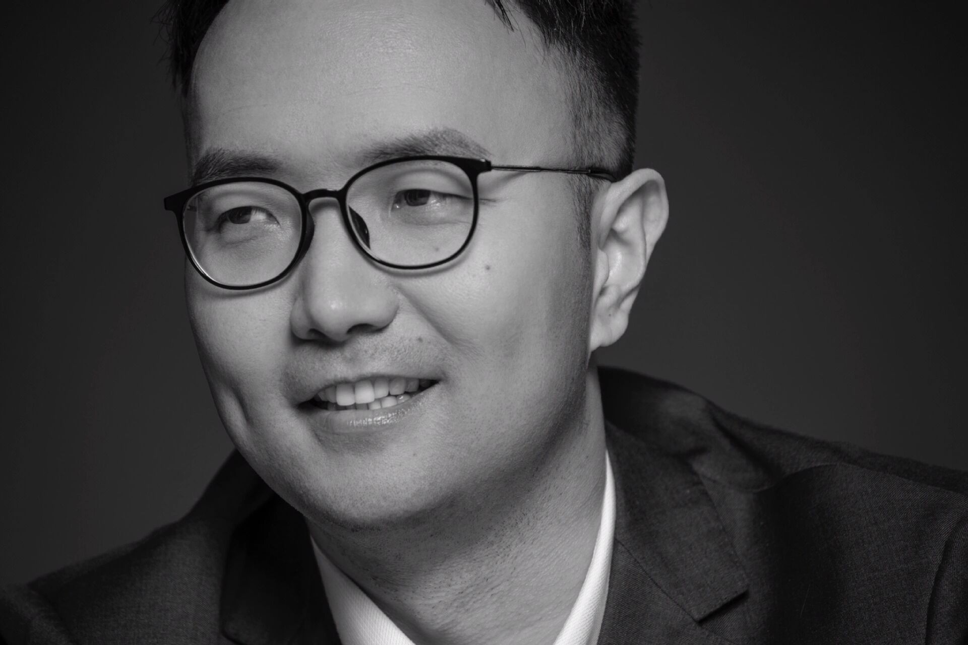 男士形象照|西装照|肖像照 摄影师:牟海波