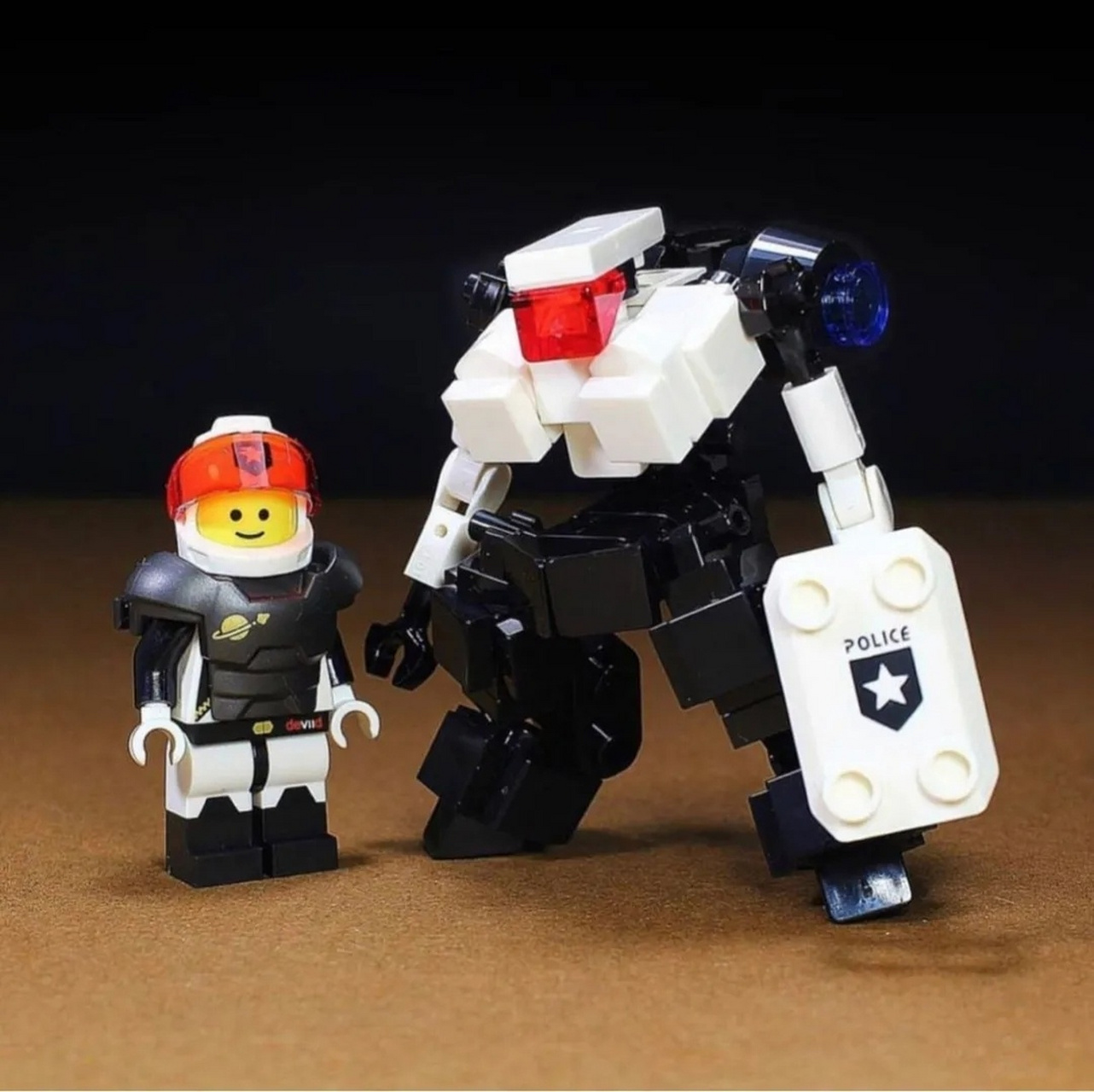 乐高moc大神~经推送国外大神作品 作者以分享国外乐高大神moc作品为主