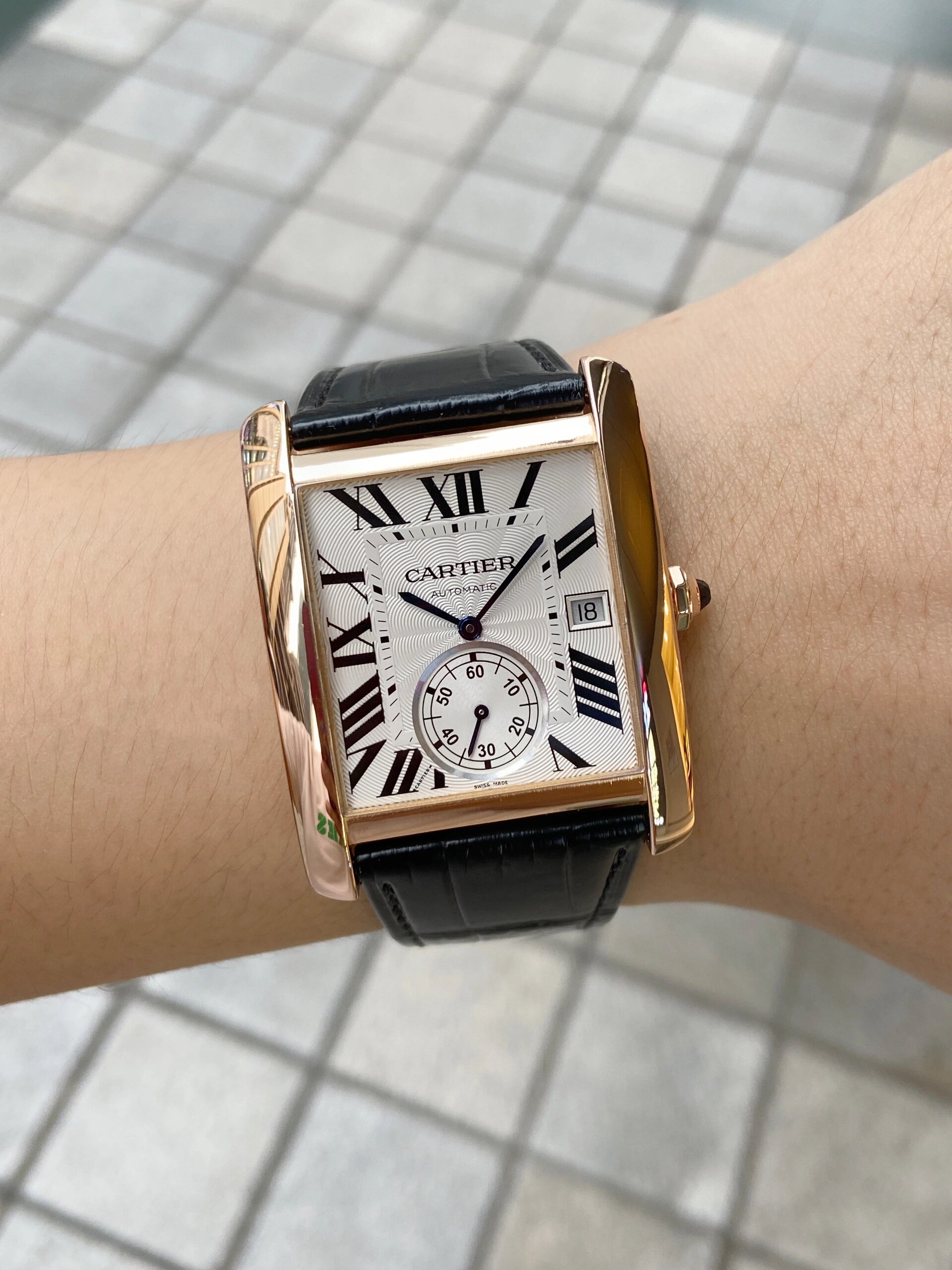 刘德华同款,卡地亚全金腕表❤