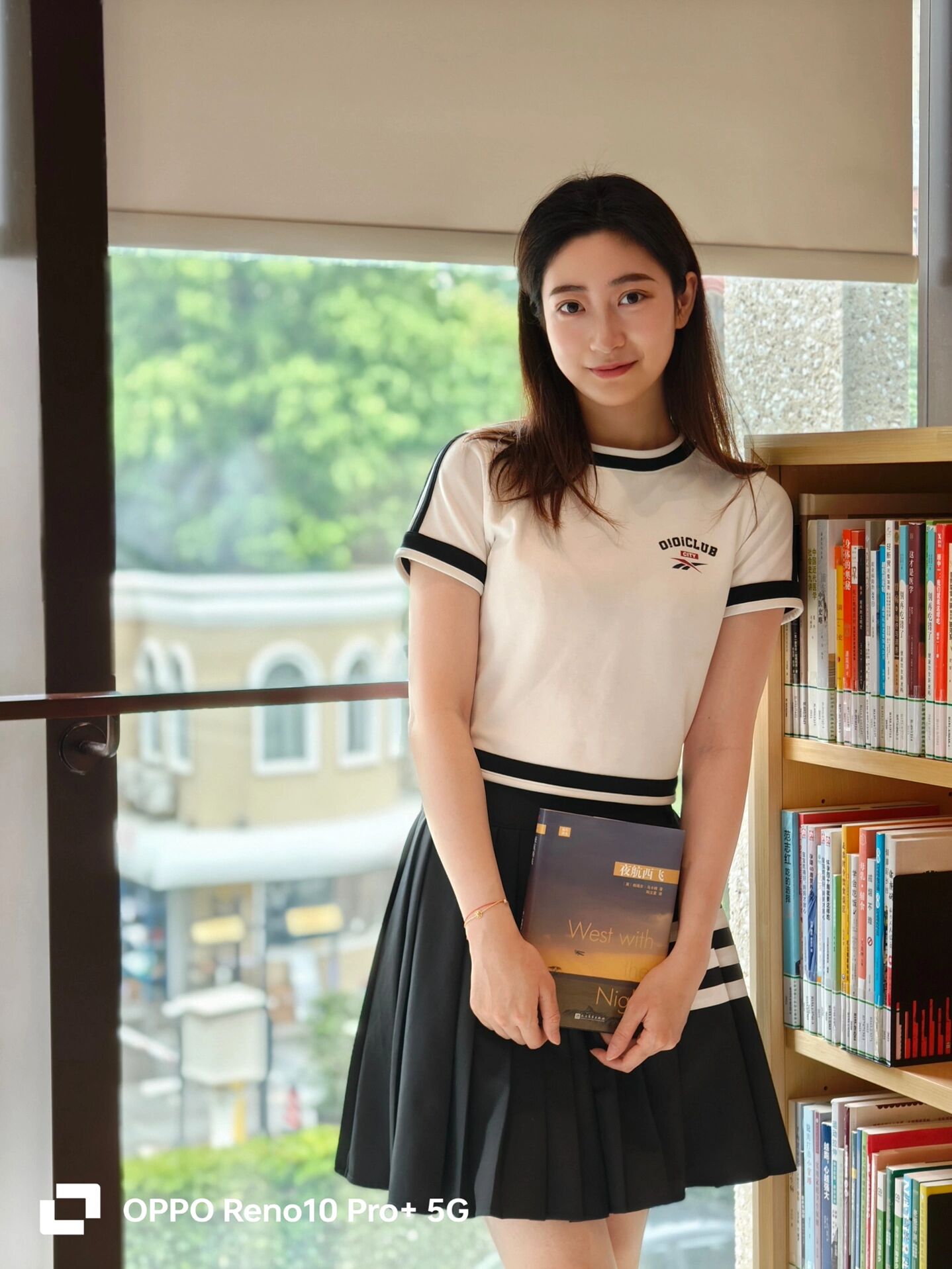 等下课 我们图书馆见吧 等下课我们一起去图书馆吧