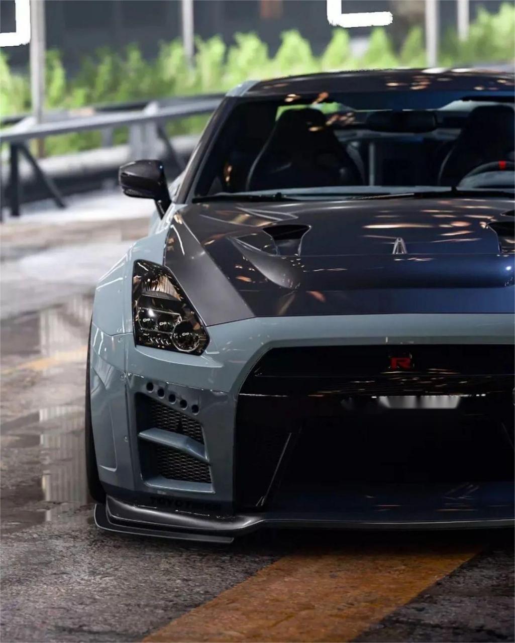 尼桑gtr r35 armytrix.这就是女生眼中的破尼桑男生眼中的战神吗?