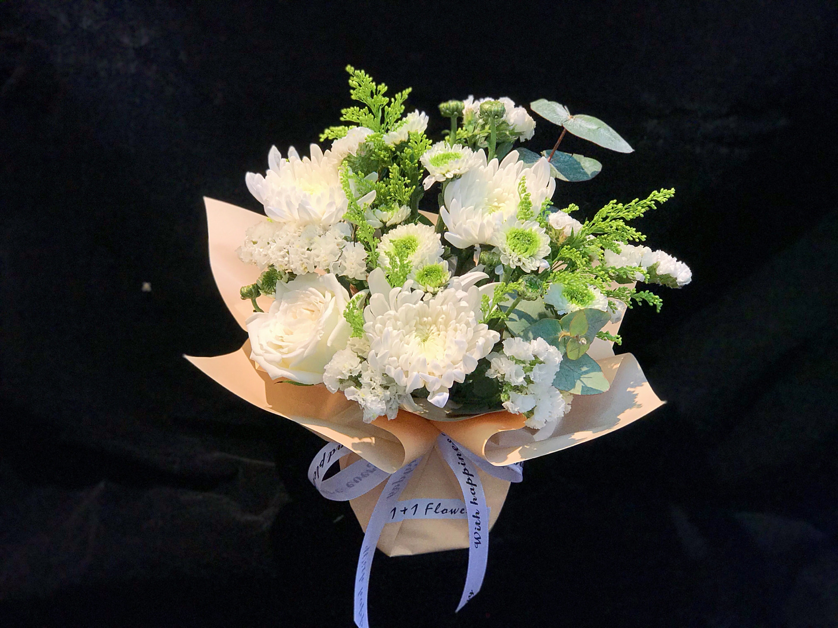 祭祀菊花清明节白菊 以花寄相思,爱无止息 鲜花是来自大自然的精灵 是