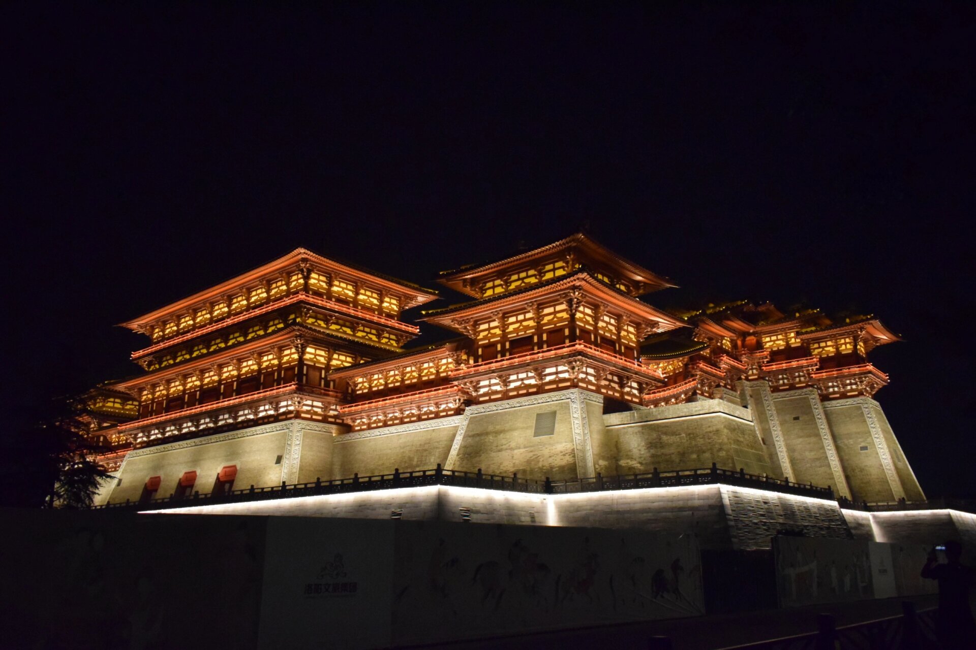 洛阳探景(免门票篇)︱应天门 应天门是隋唐洛阳城·宫城——紫微城的