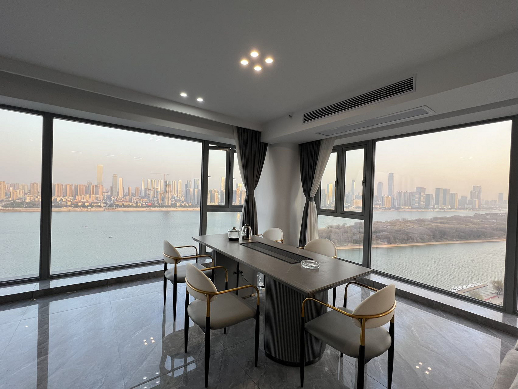 保利天禧～长沙江景十大豪宅大平层 如图所见 本人实际拍摄1比1 全屋