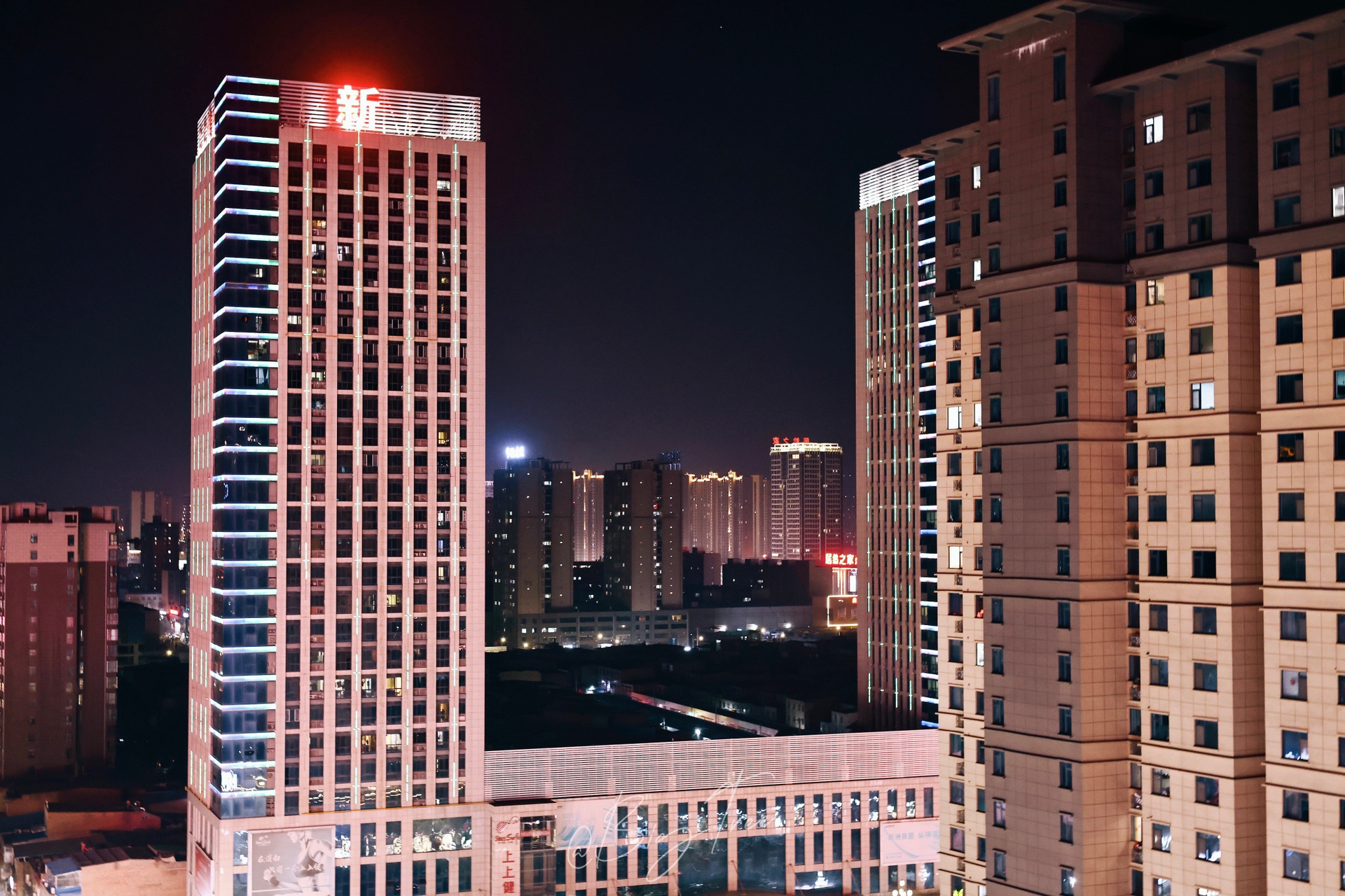 渭南夜景丨这里不是曼哈顿9209 设备92:canonr5 小痰盂/720mm